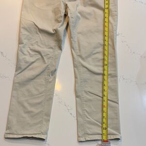Daniel Cremieux Slim Chinos in Light Beige